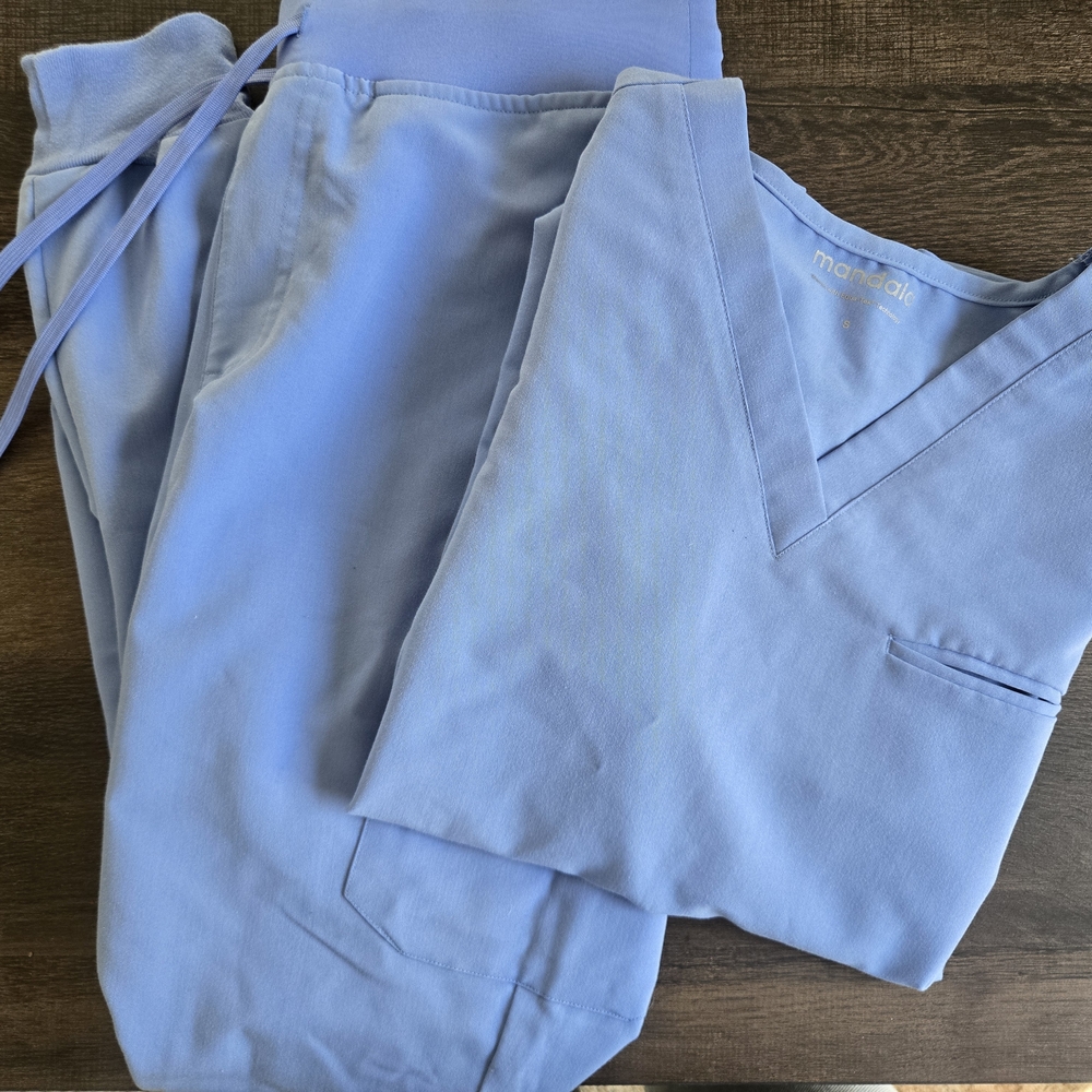 Ceil Blue Mandala Scrub Set